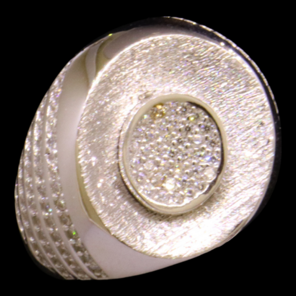 18K White Gold Ring